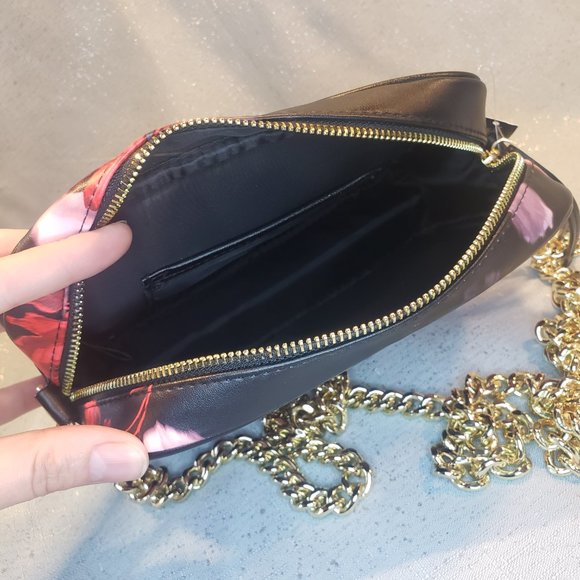 Victoria's Secret Flower bag - Picture 9 of 9